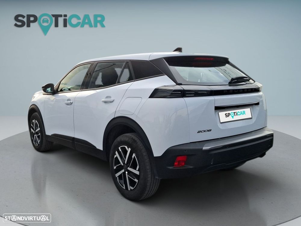 Peugeot 2008 1.2 PureTech Active — fotografia 6