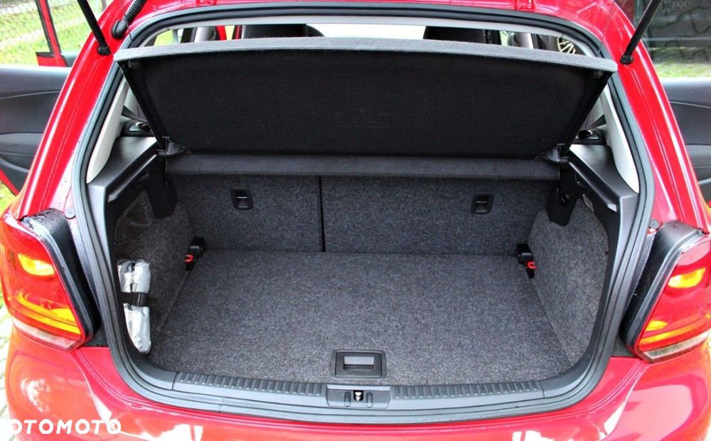 Volkswagen Polo - 13