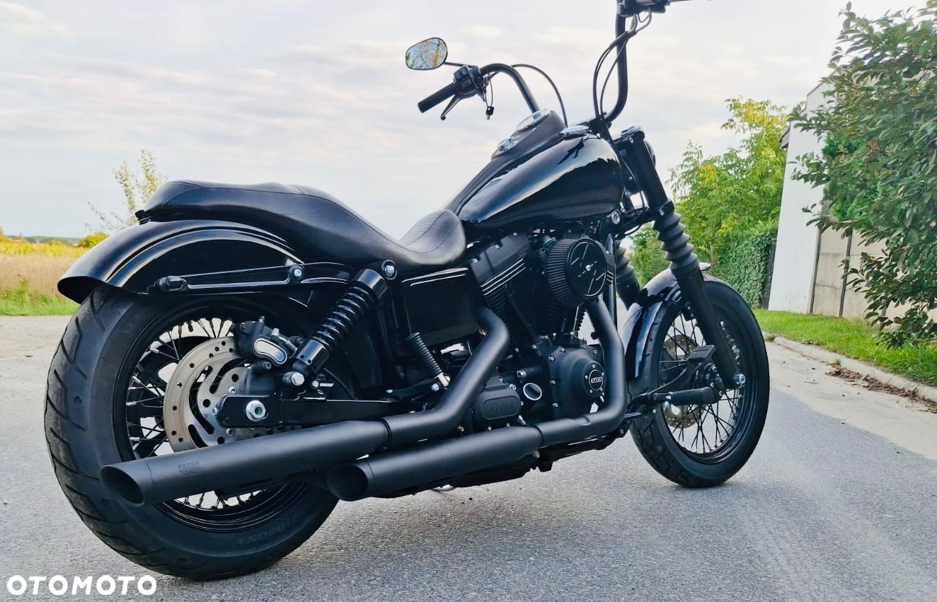 Harley-Davidson Dyna Street Bob - 4