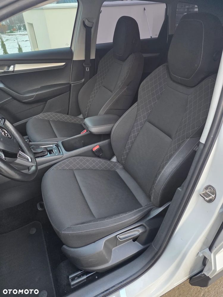 Skoda Karoq 2.0 TDI SCR 4x4 Style DSG - 11