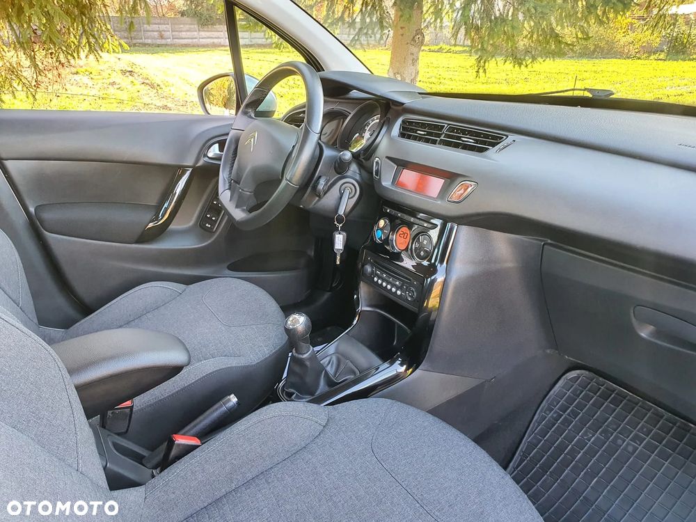 Citroën C3 Pure Tech (VTi) 82 Exclusive - 13