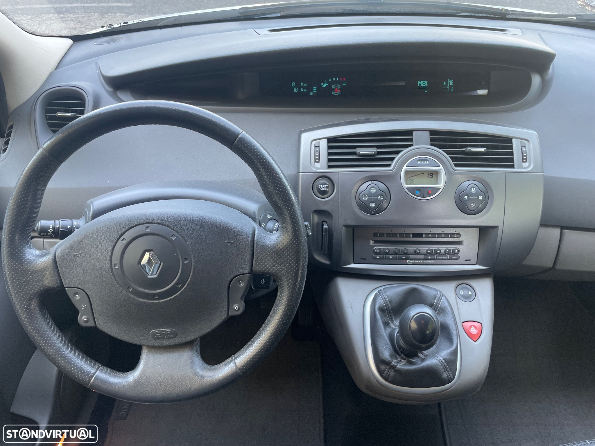 Renault Scénic 1.5 dCi Privilège Luxe - 11