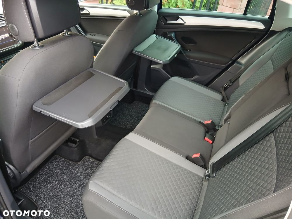 Volkswagen Tiguan - 34