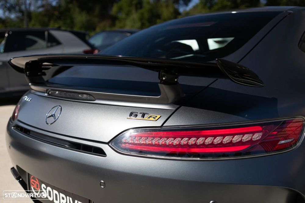 Mercedes-Benz AMG GT R - 46