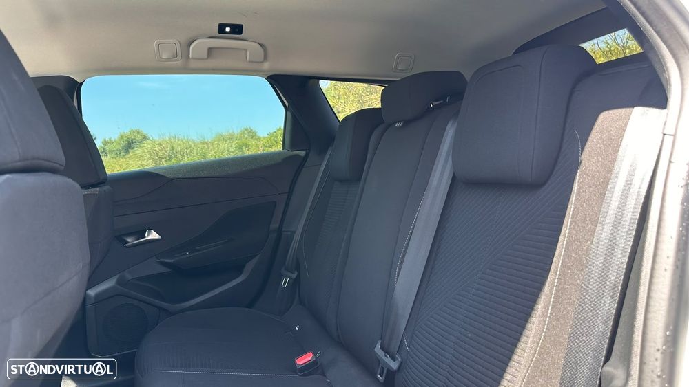 Peugeot 308 - 13