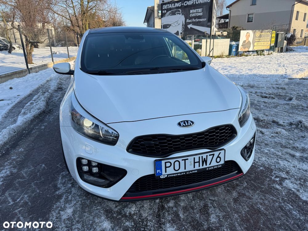 Kia Ceed 1.6 T-GDI GT-Track - 4