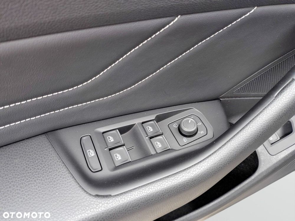 Volkswagen Arteon 2.0 TDI 4Motion R-Line DSG - 15