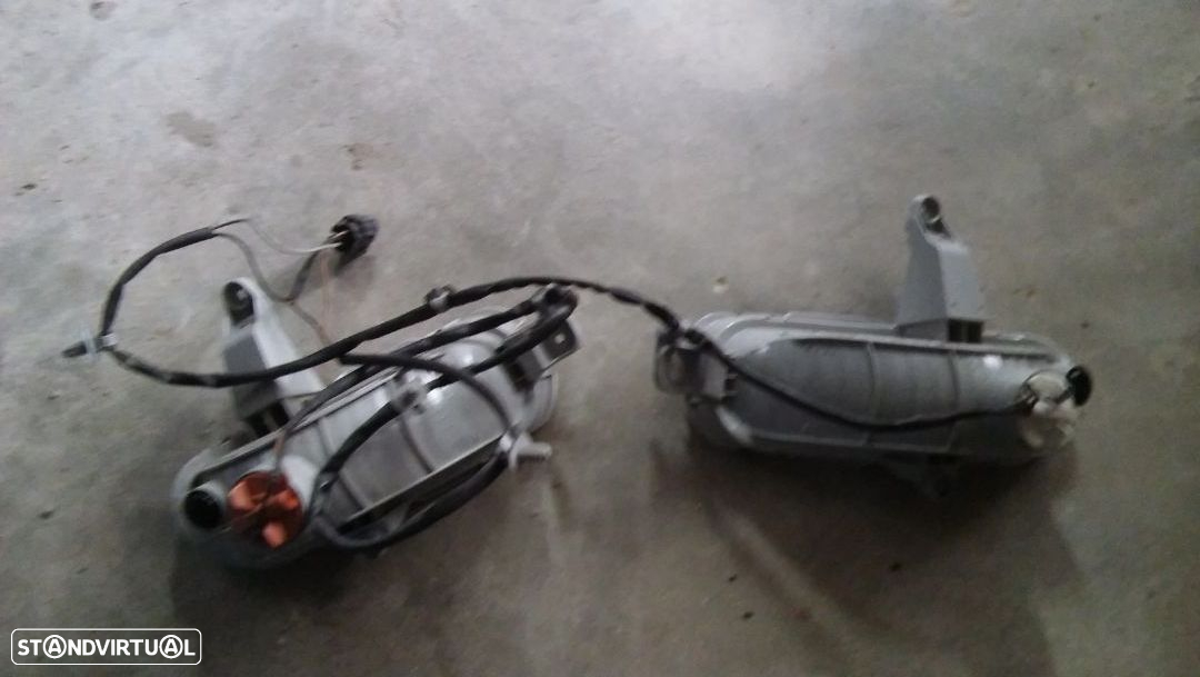 Conjunto farois nevoeiro hyundai i30 carrinh - 2