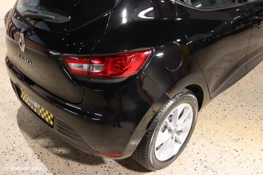Renault Clio 1.5 dCi Zen - 31