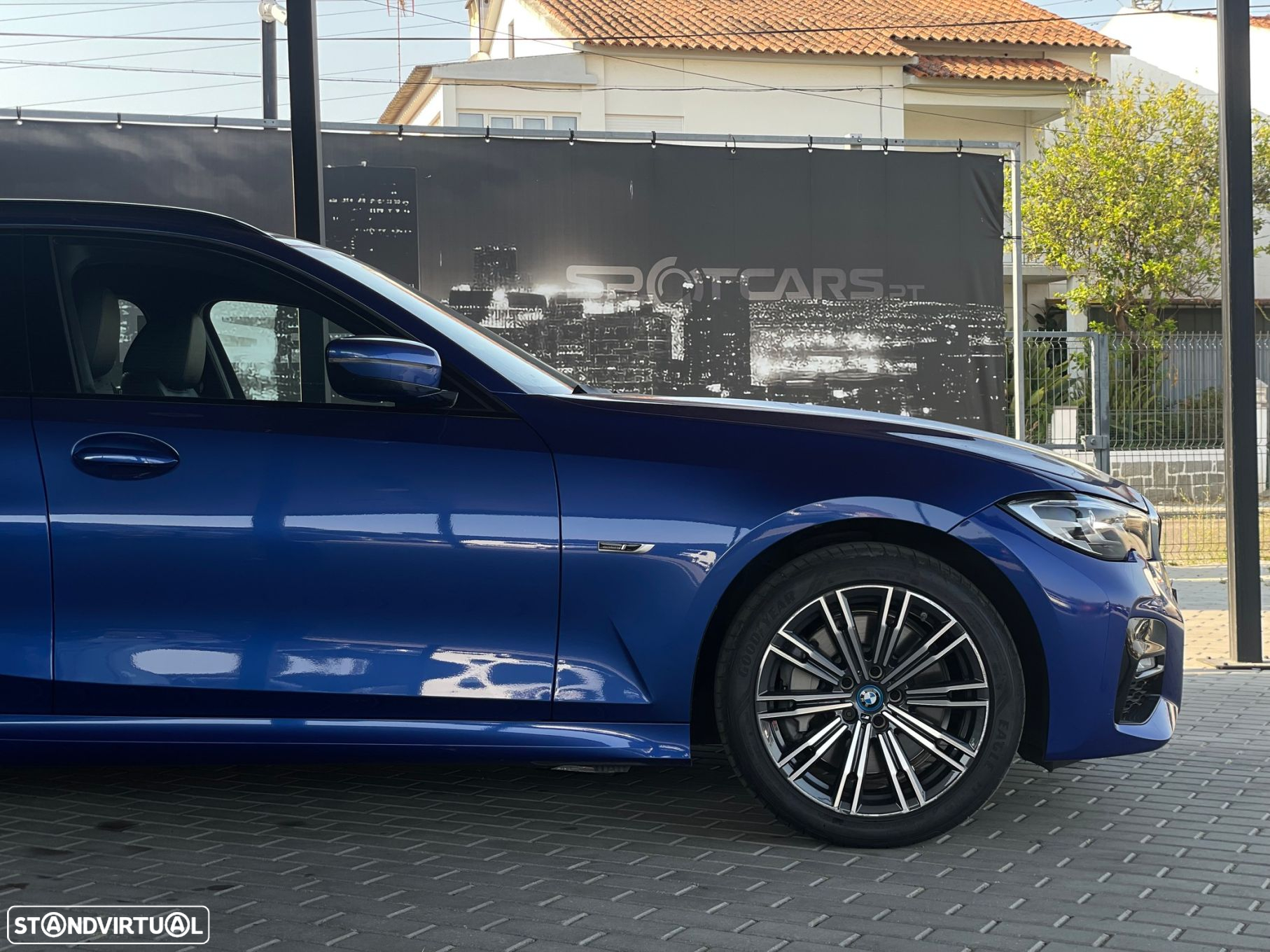 BMW 330 e Touring Pack M Auto - 9
