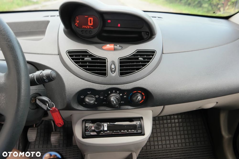 Renault Twingo - 23
