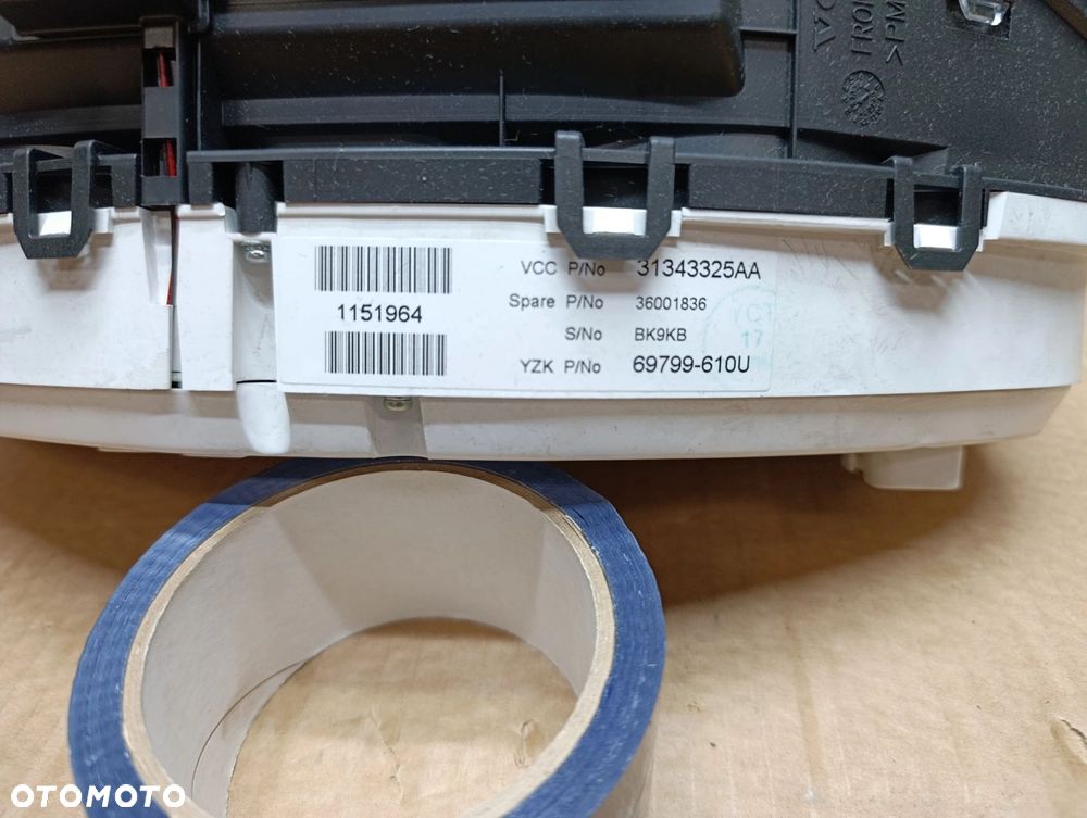 Volvo V60 I licznik zegary 2,0D4 20 tys. km S60 II 31343325AA, 69799-610U - 2