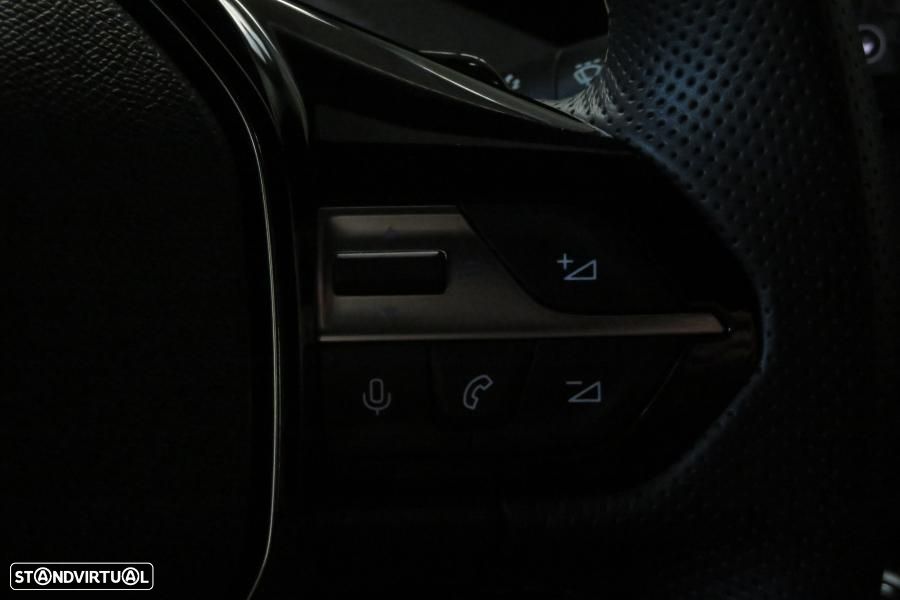 Peugeot 308 1.6 Hybrid GT e-EAT8 - 11