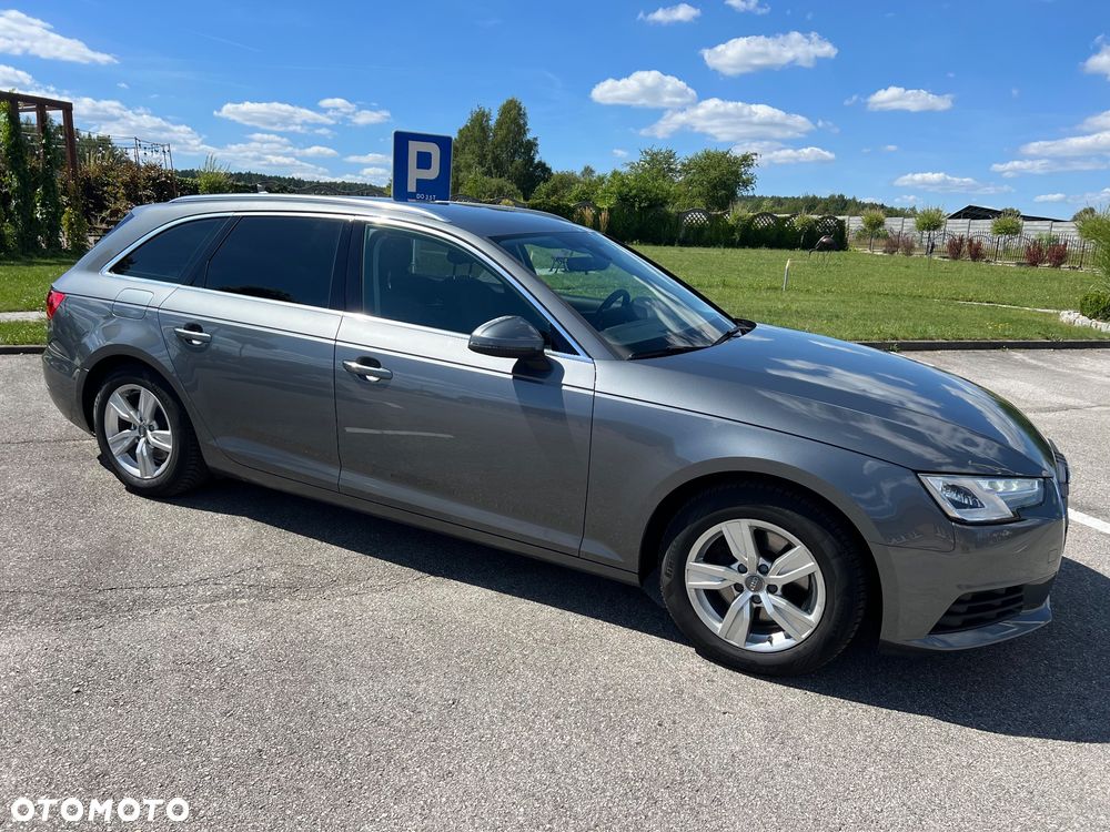 Audi A4 Avant 2.0 TDI - 10