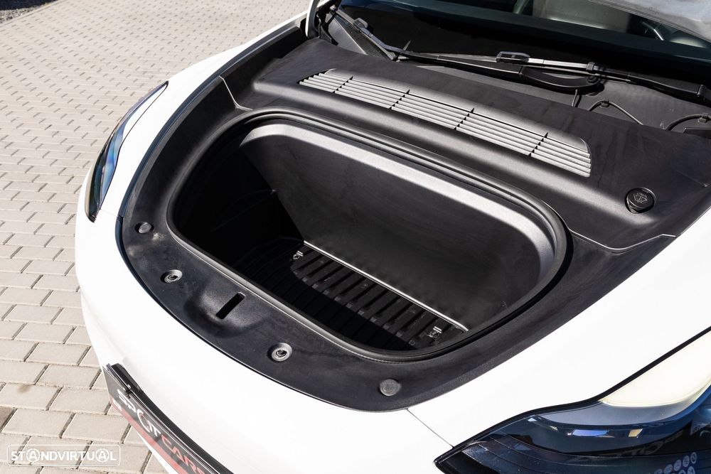 Tesla Model Y Long Range Tração Integral - 6