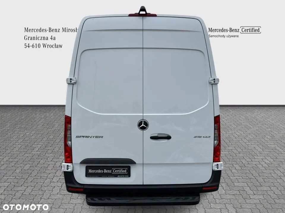 Mercedes-Benz Sprinter - 5