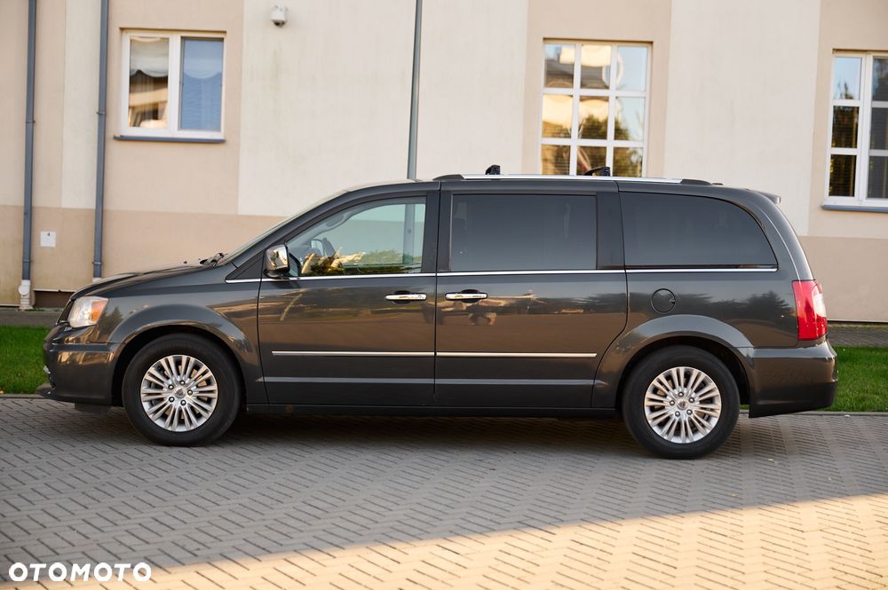 Lancia Voyager - 6