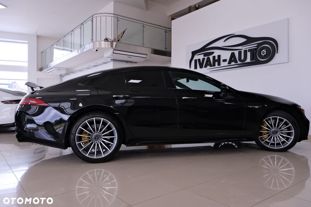 Mercedes-Benz AMG GT 63 4Matic+ Speedshift MCT 9G - 12