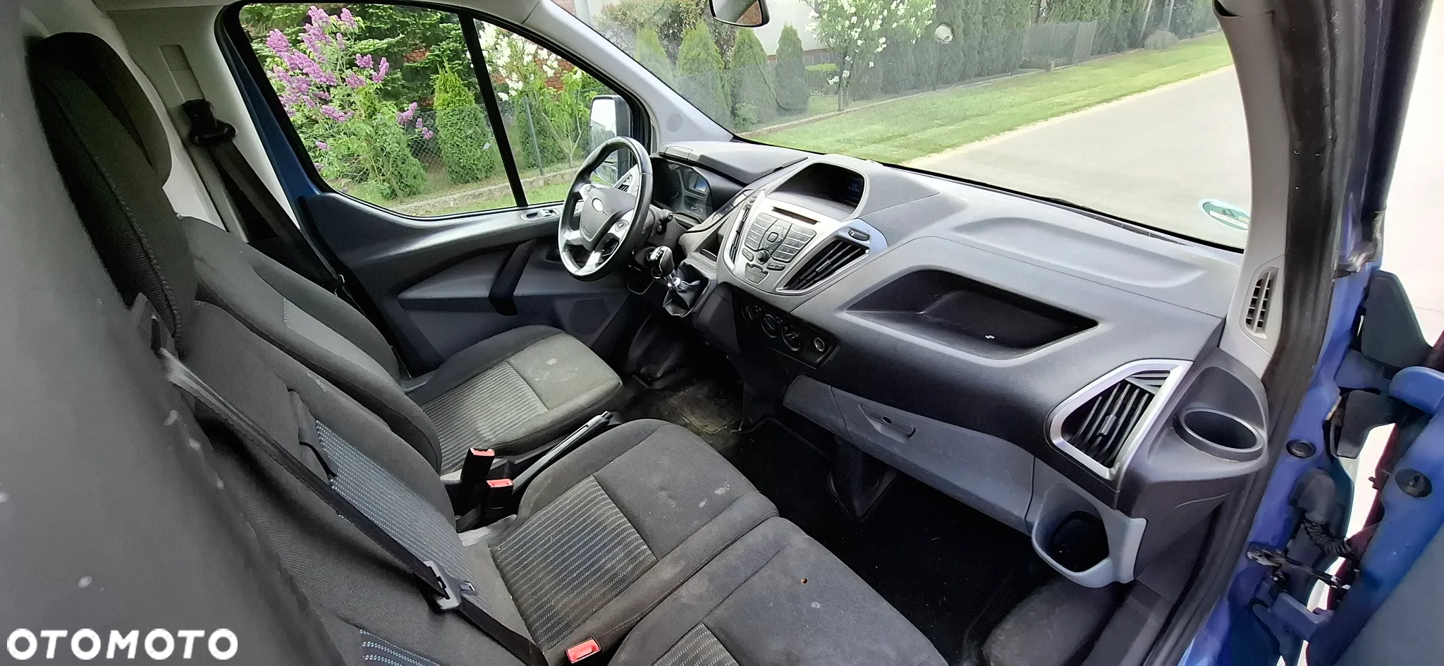 Ford TRANSIT CUSTOM - 9