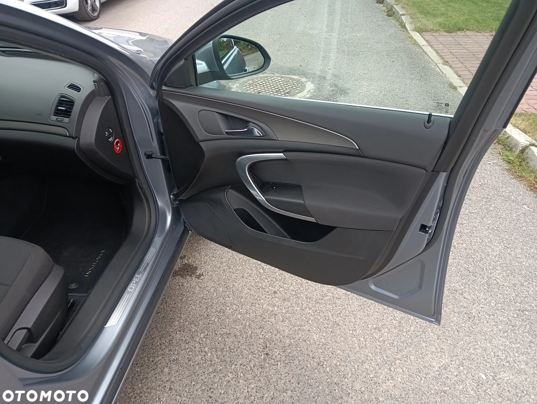Opel Insignia 1.6 Turbo Edition - 19