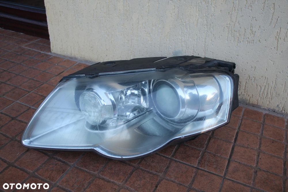LAMPA LEWY PRZÓD BI-XENON SKRĘTNY VW PASSAT B6