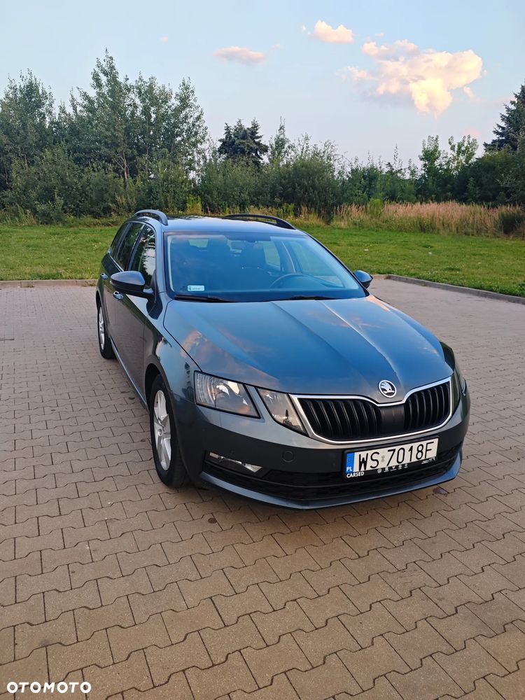 Skoda Octavia 2.0 TDI Ambition DSG - 1