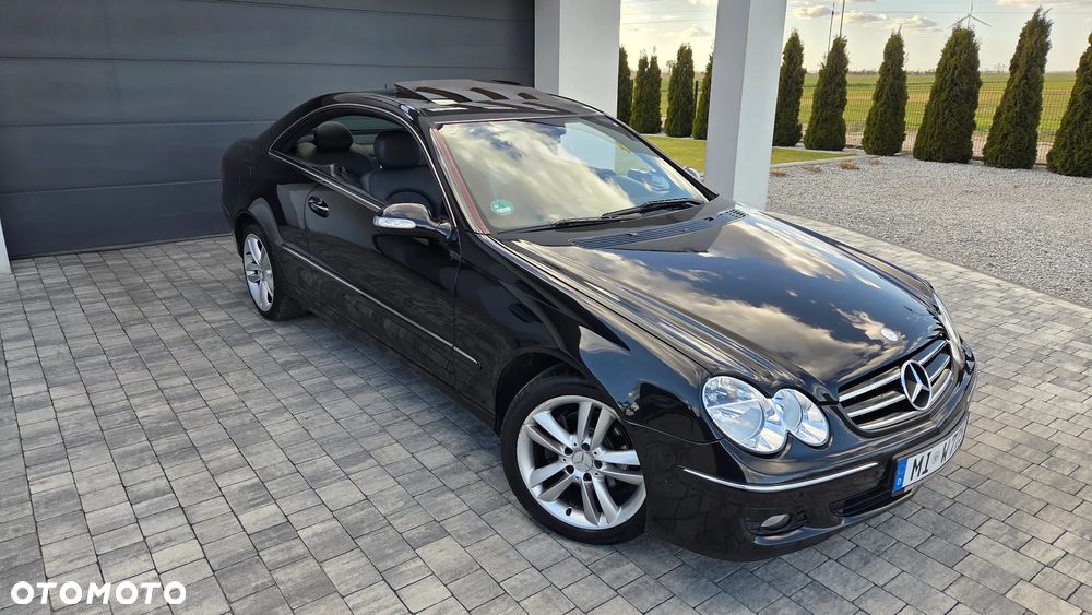Mercedes-Benz CLK - 10