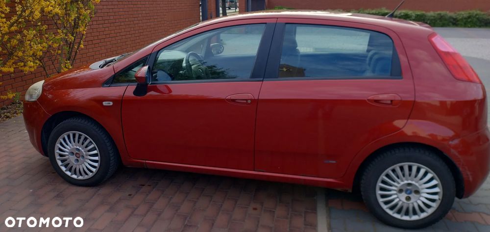 Fiat Grande Punto 1.4 8V - 6