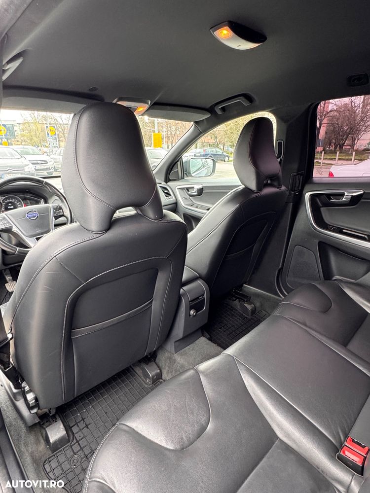 Volvo XC 60 D4 Start-Stop Kinetic - 9