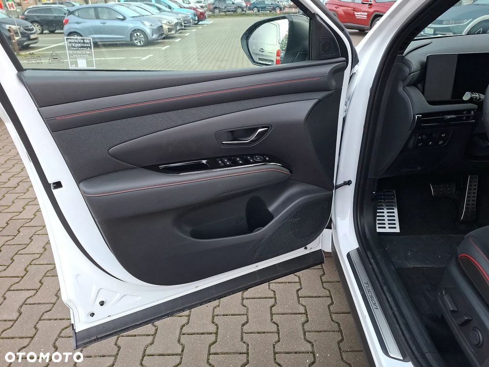 Hyundai Tucson 1.6 T-GDi HEV N-Line Ultimate 2WD - 17