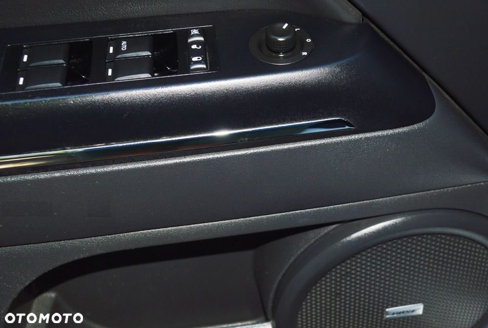 Jeep Compass - 32