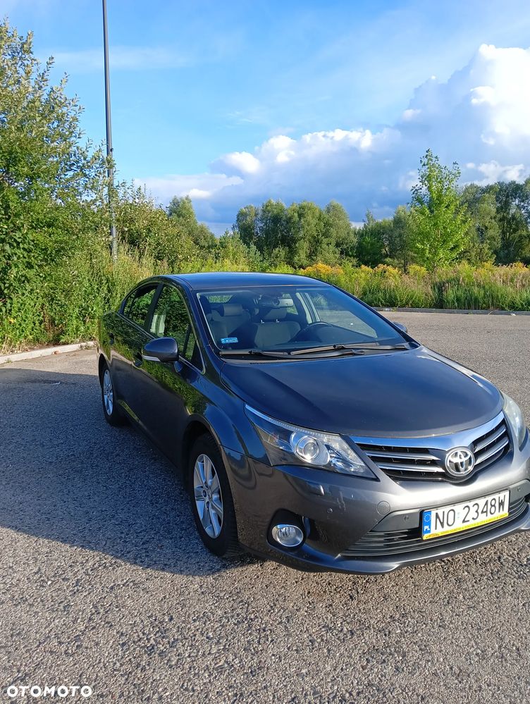 Toyota Avensis - 2