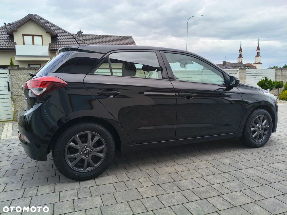 Hyundai i20 blue 1.2 Style - 6
