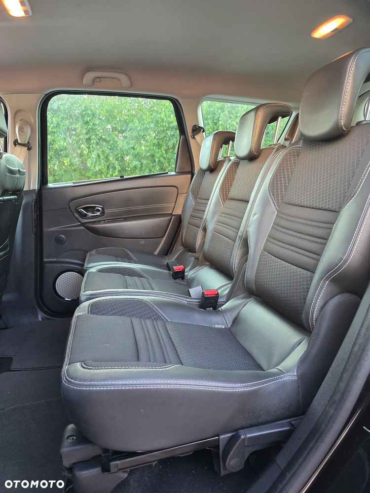 Renault Grand Scenic ENERGY TCe 115 Bose Edition - 32