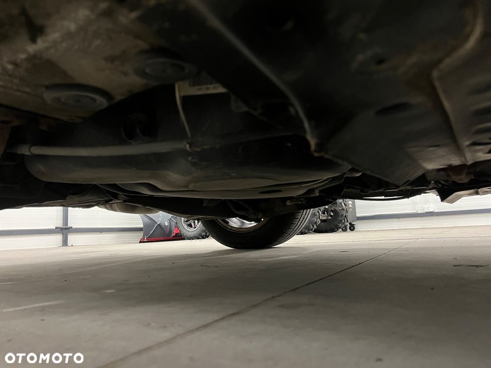 Volkswagen Jetta 1.9 TDI DPF Comfortline - 33