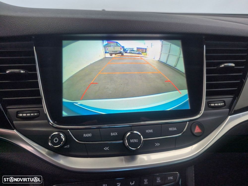 Opel Astra Sports Tourer - 17