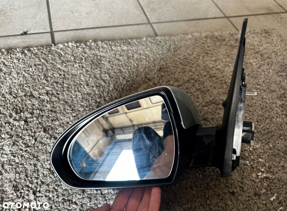 LUSTERKO LEWE HYUNDAI I30N KIERUNKOWSKAZ