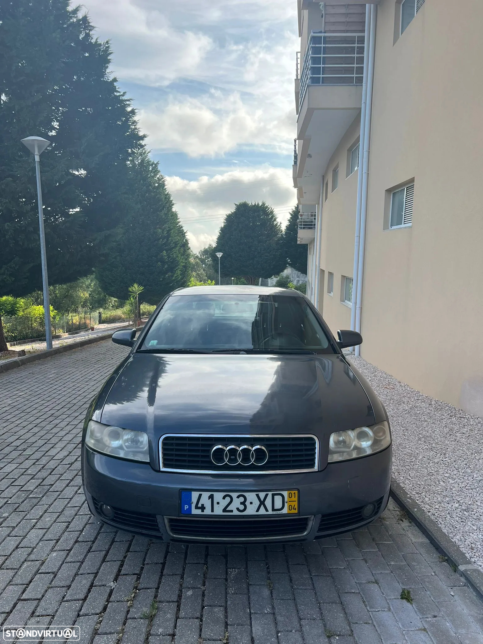 Audi A4 1.9 TDI multitronic - 11