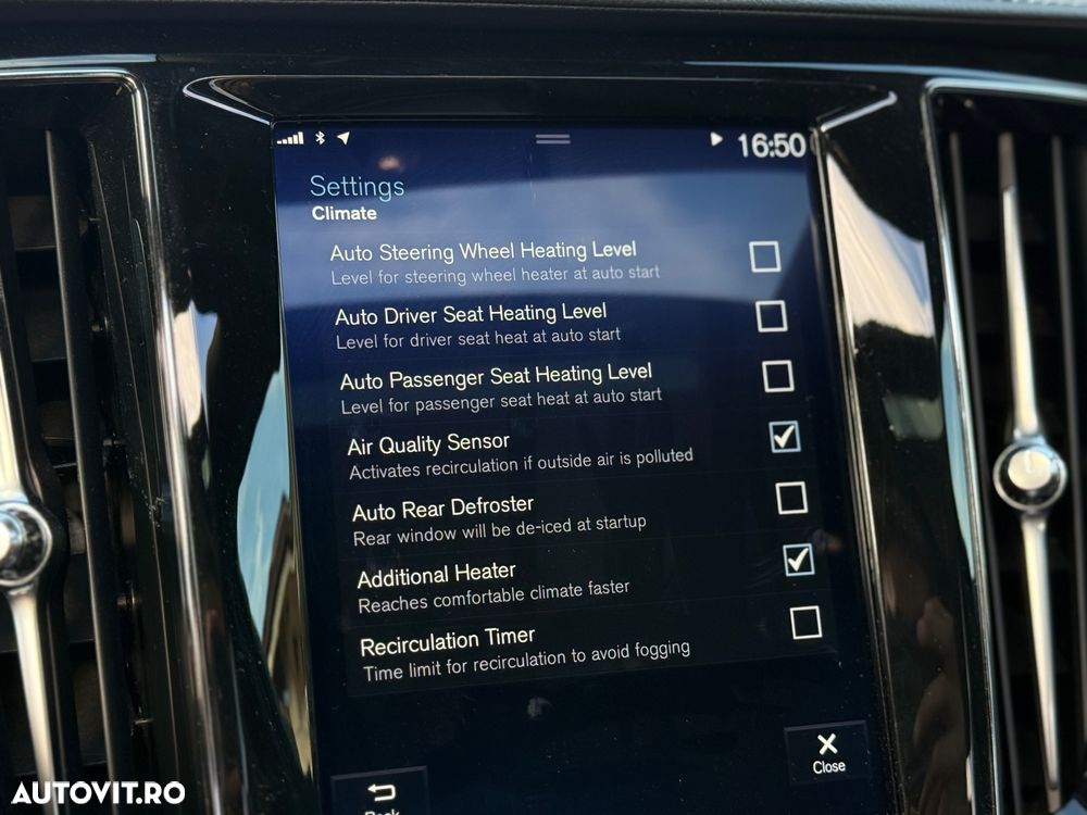 Volvo S60 T5 R-Design - 29