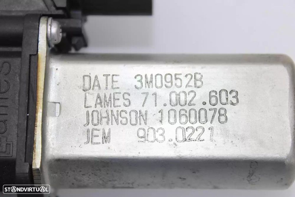 MOTOR ELEVADOR DE VIDRO TRASEIRO DIREITO BMW 1 2011 -1060078 - 4