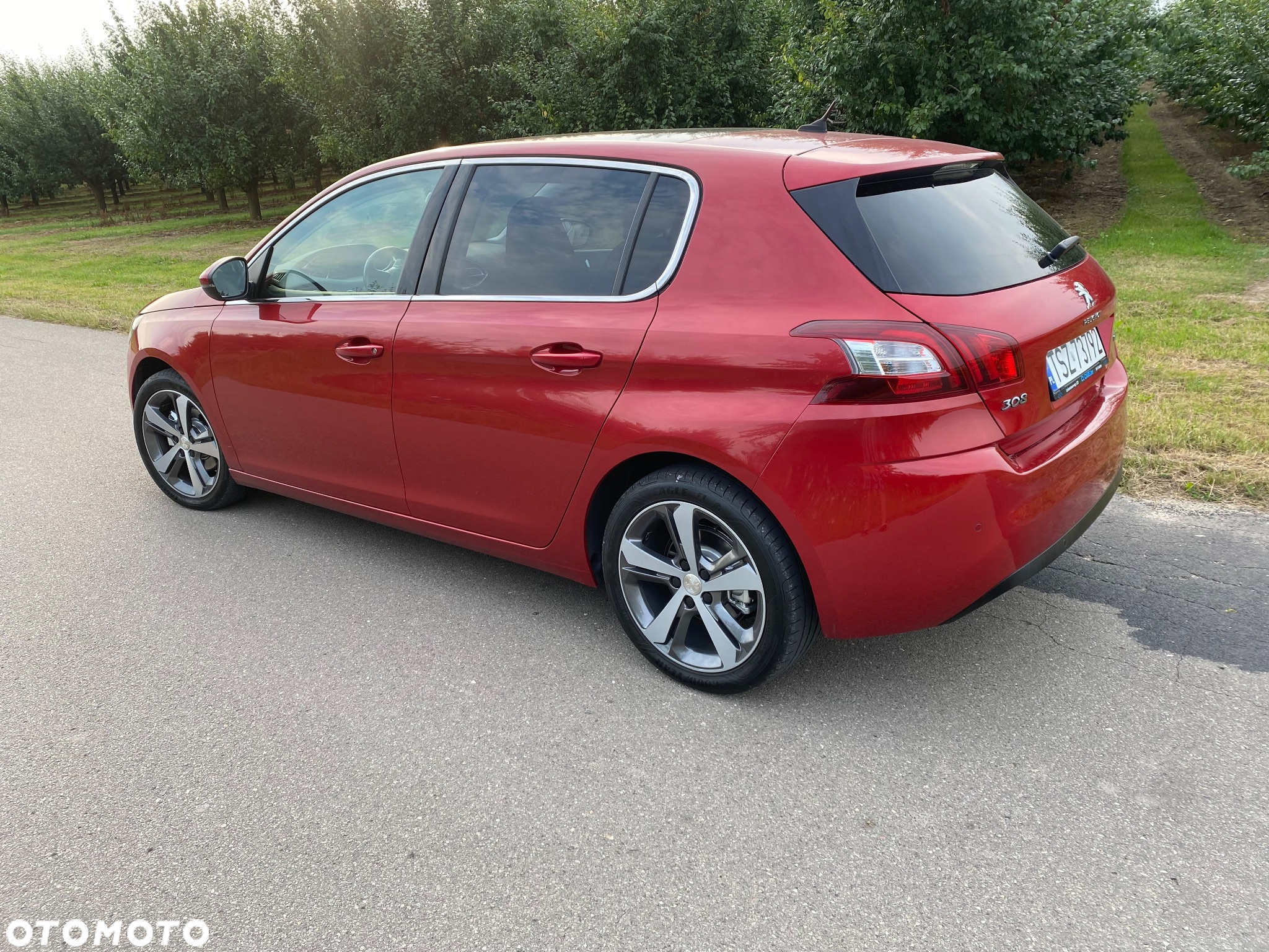 Peugeot 308 1.2 PureTech Allure S&S - 2