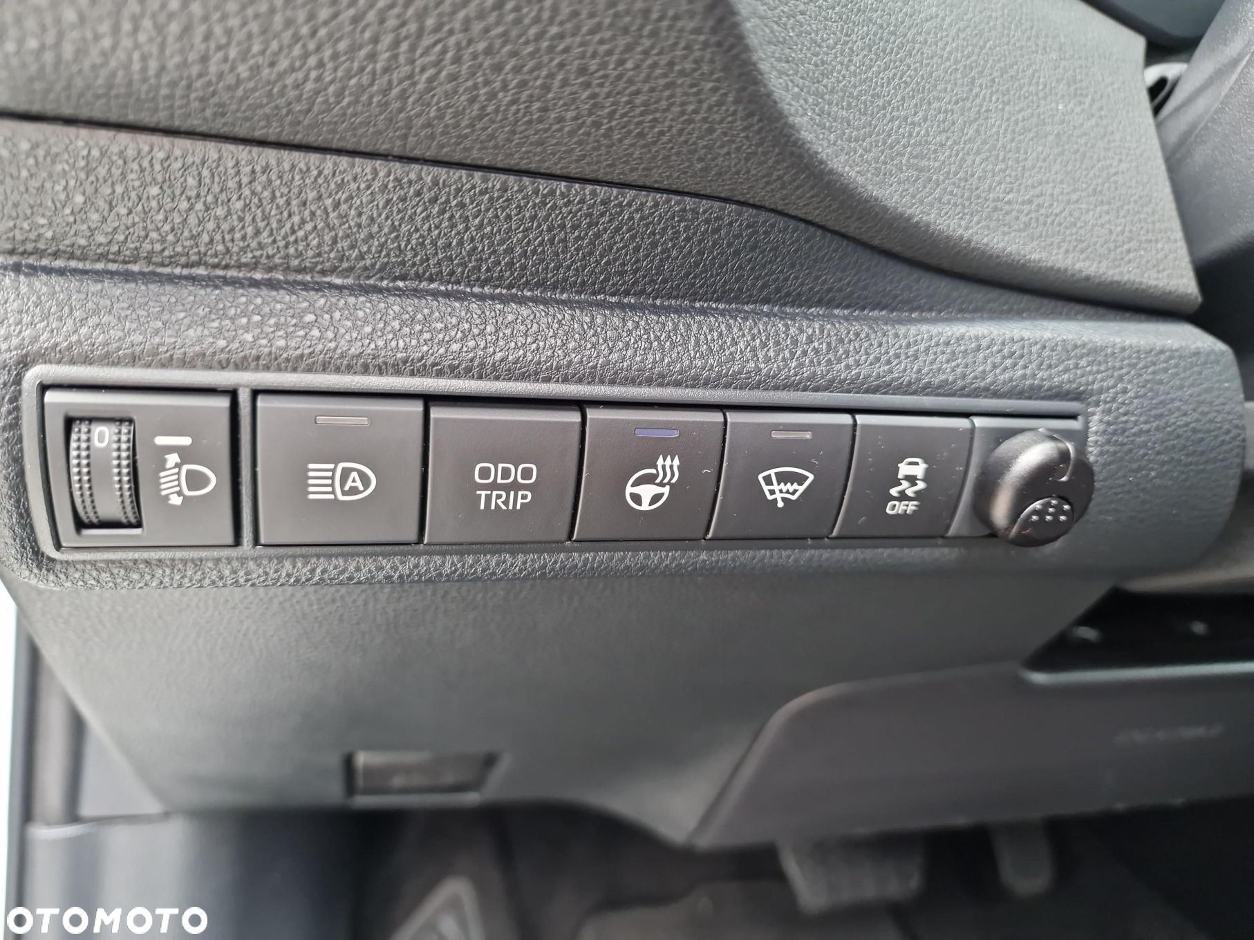 Toyota Corolla - 17