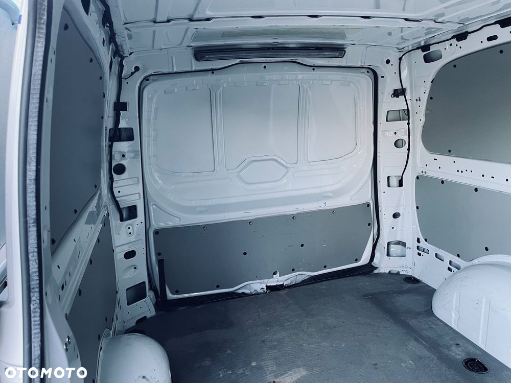 Mercedes-Benz Vito - 16