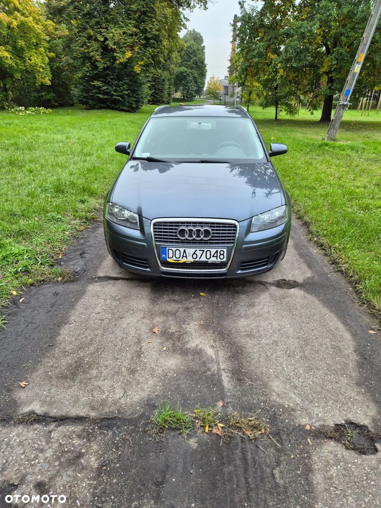 Audi A3 Sportback - 2