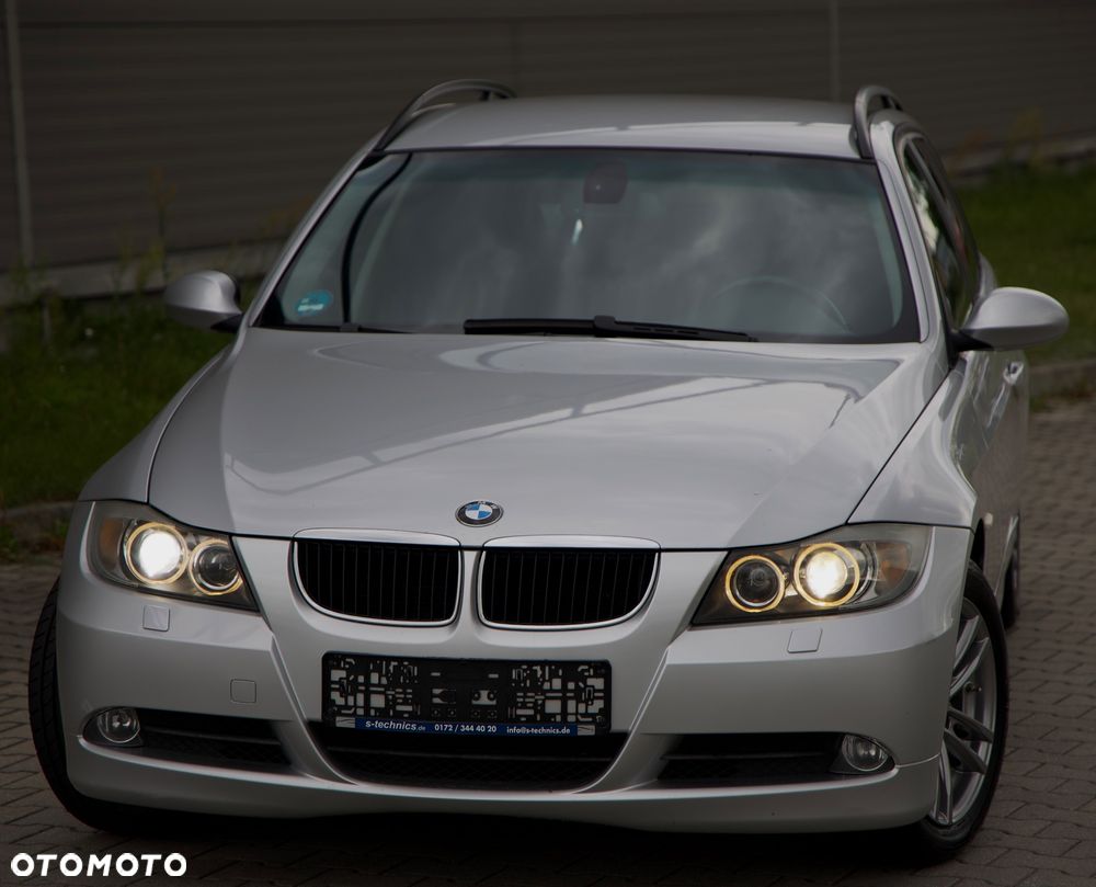 BMW Seria 3 - 16