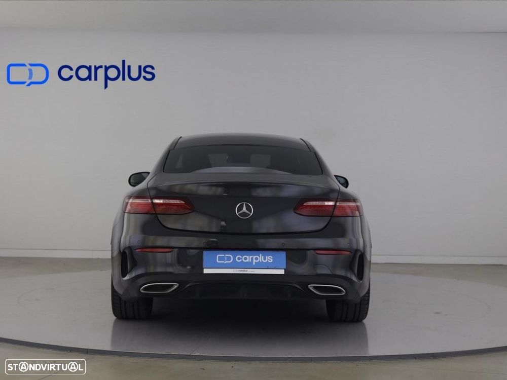 Mercedes-Benz E 220 d AMG Line - 6
