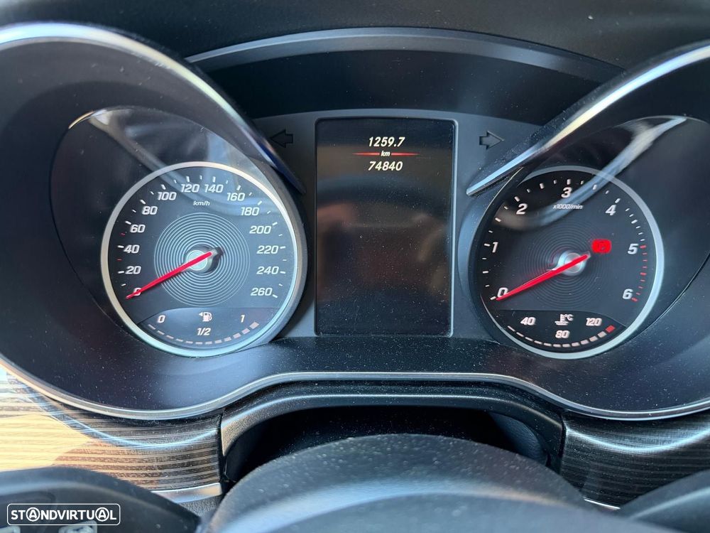 Mercedes-Benz V 250 d Longo Avantgarde - 4