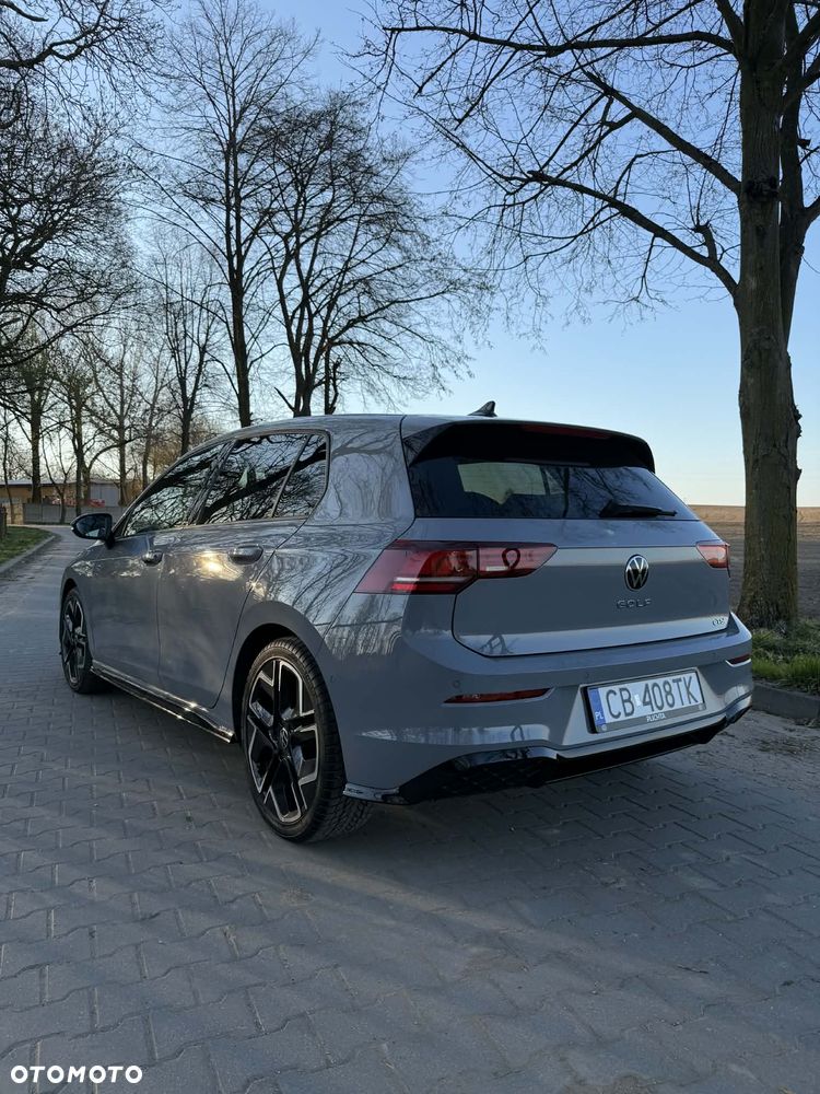 Volkswagen Golf 1.5 eTSI mHEV R-Line Plus DSG - 17