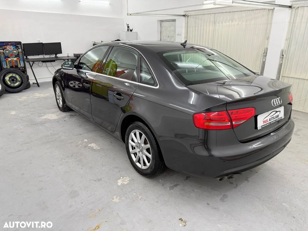 Audi A4 2.0 TDI DPF Attraction - 5
