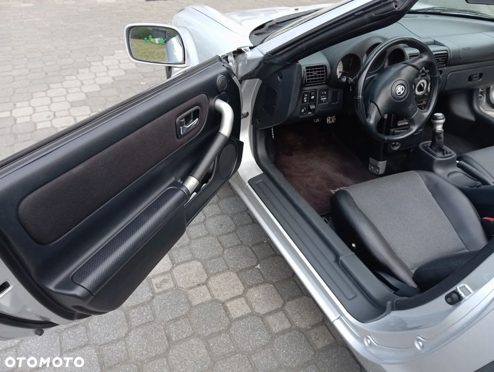 Toyota MR2 1.8 VVT-i - 12